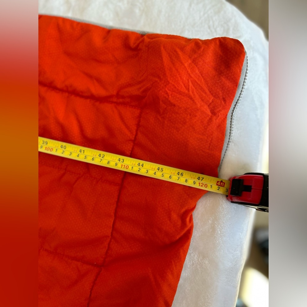 Columbia Blanket with carry case in orange and grey like new - Picture 5 of 5